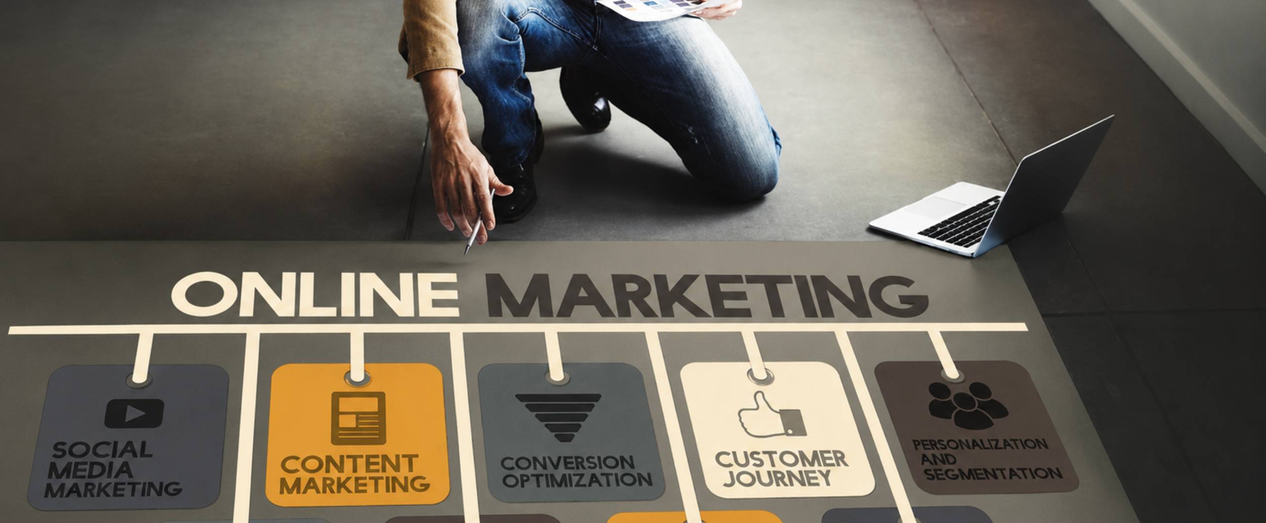 Why Hire a Marketing Strategist Fractional CMO